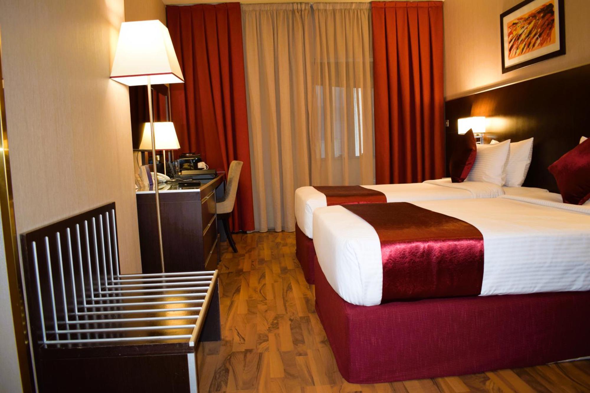 Frontel Al Harithia Hotel Medina Exterior photo A room at the hotel