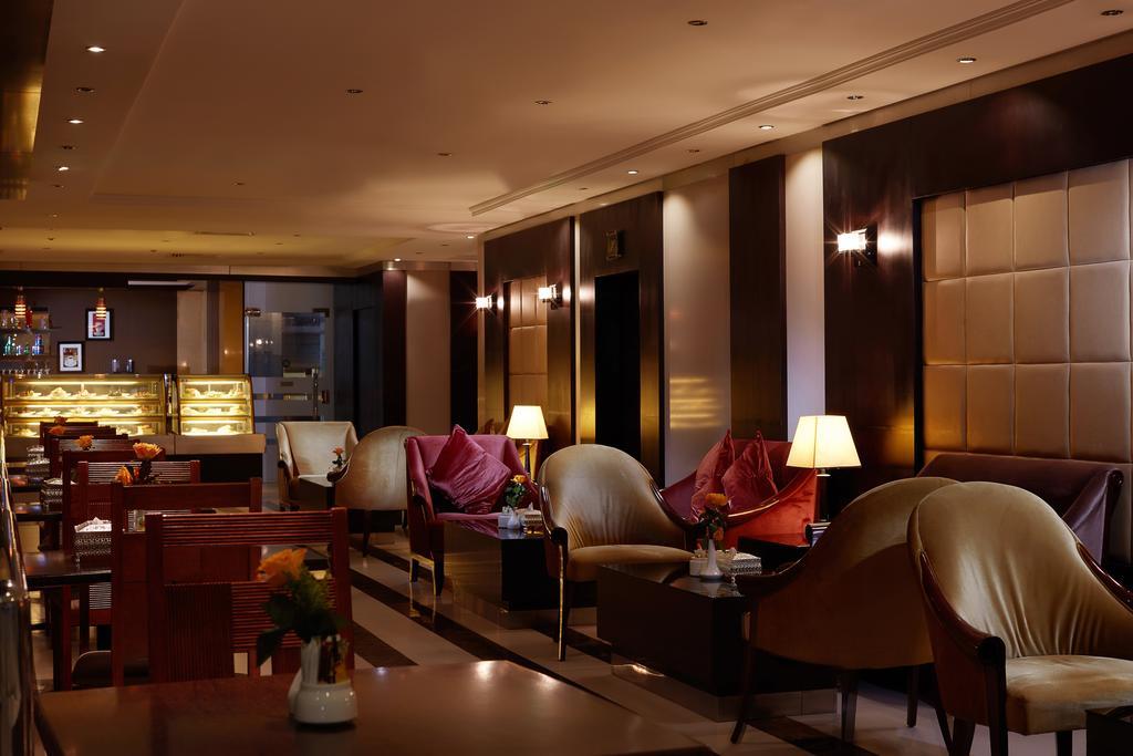 Frontel Al Harithia Hotel Medina Exterior photo The lounge at the airport