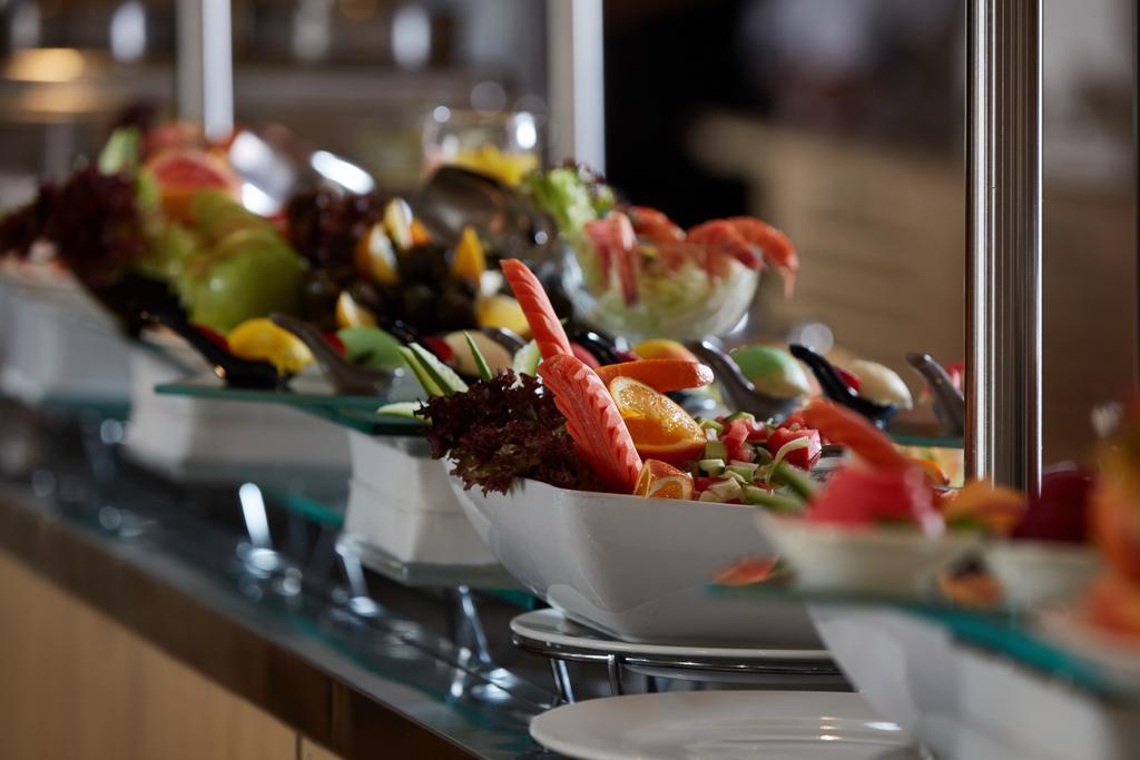Frontel Al Harithia Hotel Medina Exterior photo A salad bar