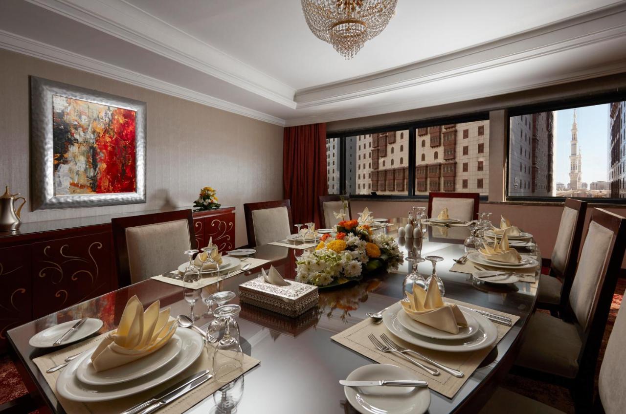 Frontel Al Harithia Hotel Medina Exterior photo A private dining room at the Ritz-Carlton, Riyadh